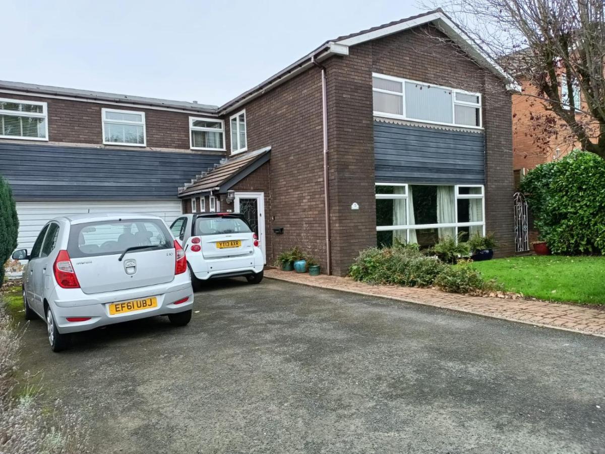 Hotel 5 Ravenhurst Drive Walsall Esterno foto